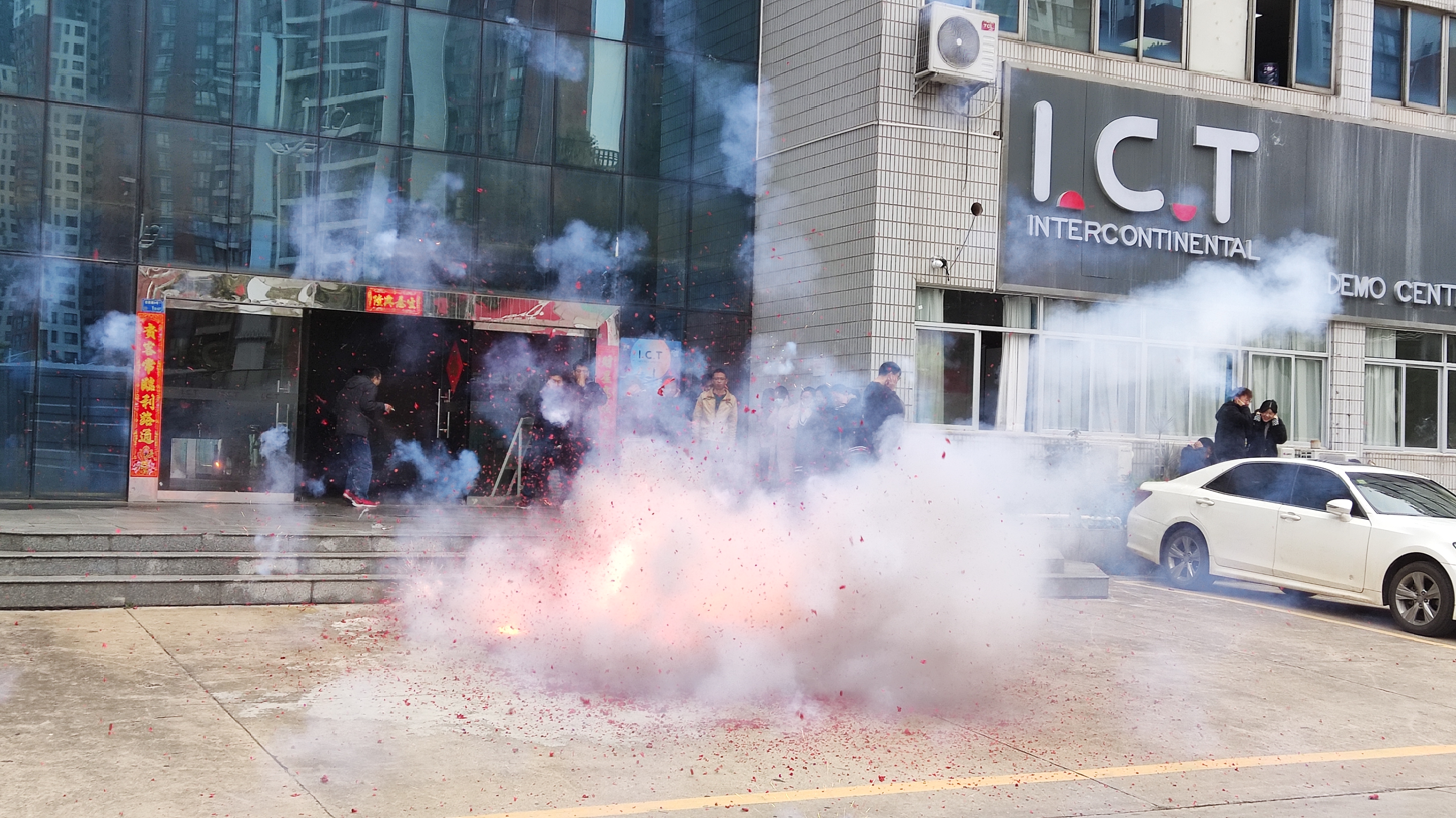 I.C.T Global Services SMT производствена линия