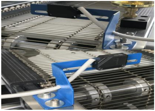 фурна за преливане - Мониторинг на сензора на входа и навън,