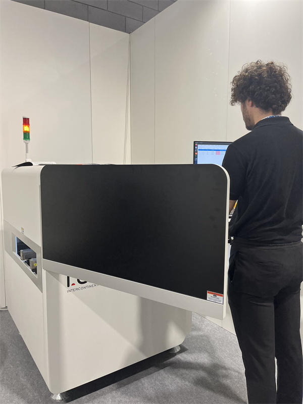 I.C.Ts AOI Inspection Machine на изложението Focus On PCB в Италия (4)