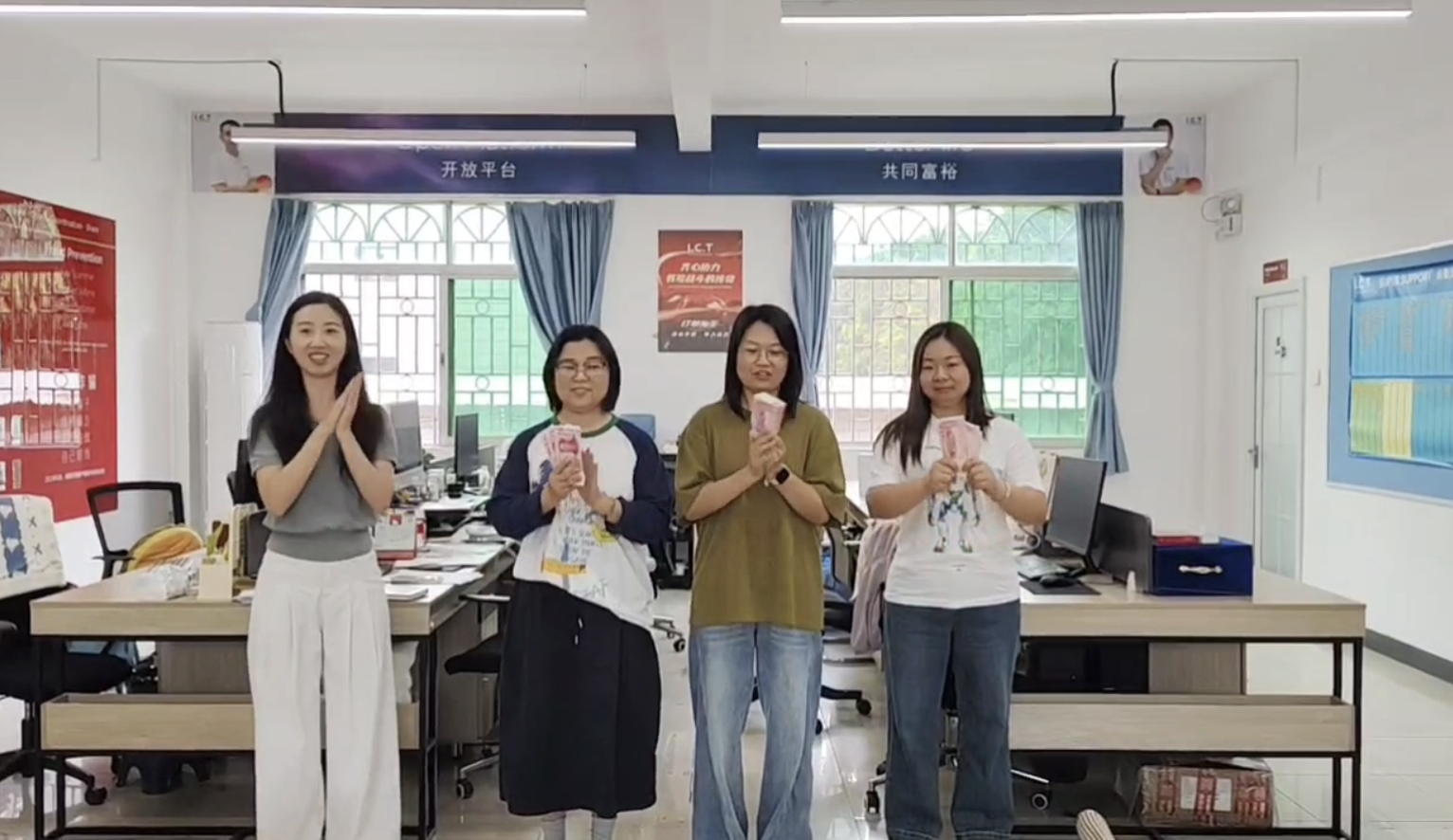 I.C.T Smt машина.png