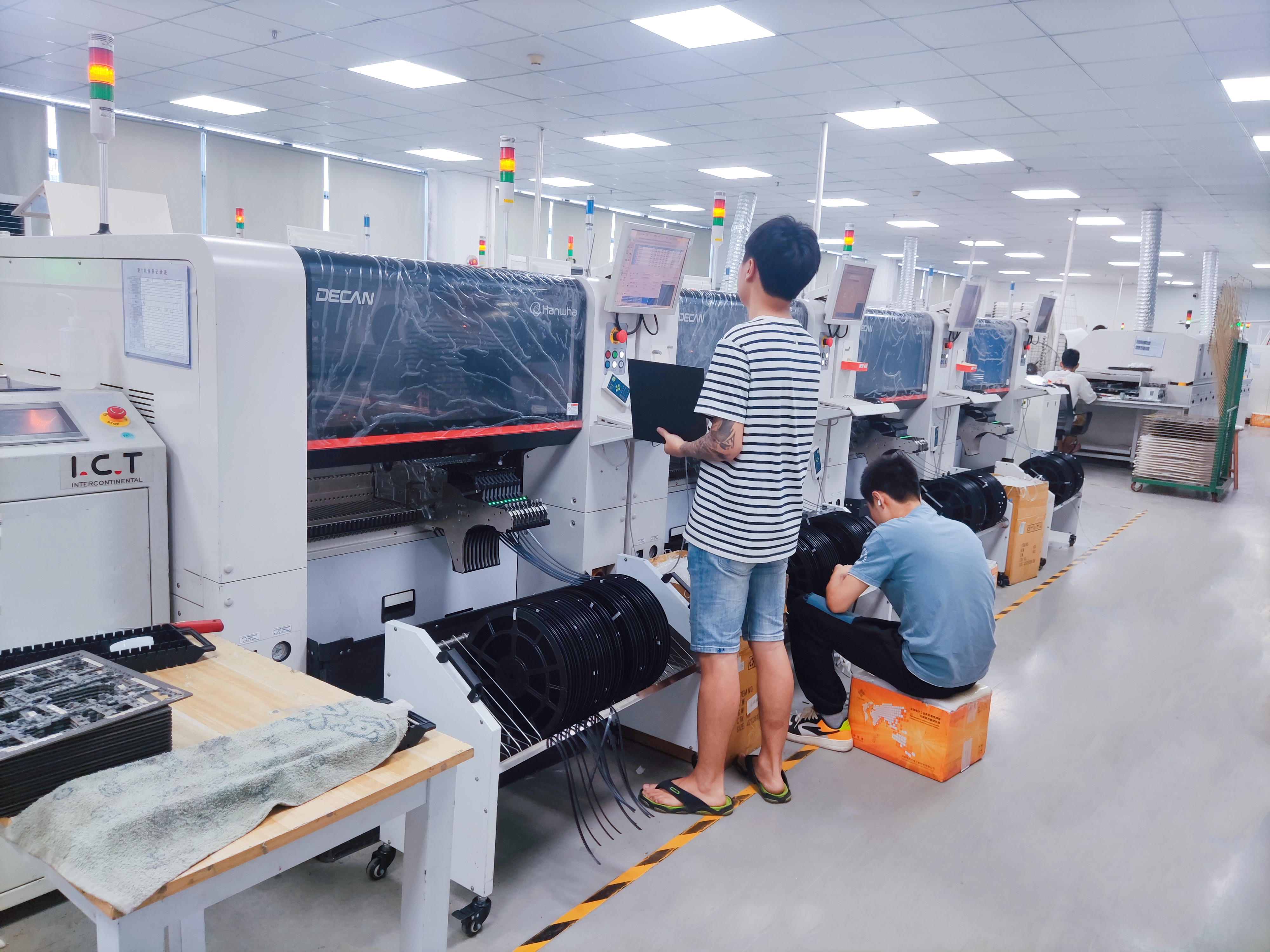 Sunsum SMT машина за избор и поставяне