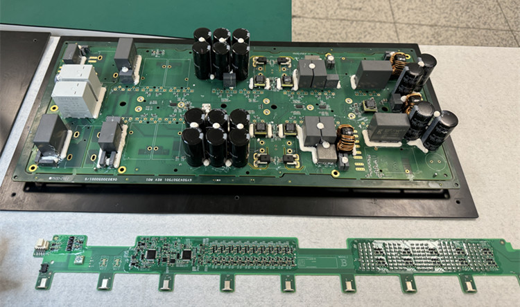 NEV триелектрически системи