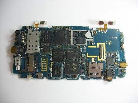 PCB борд на мобилния телефон