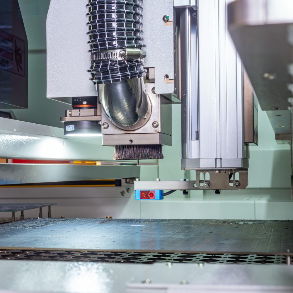 I.C.T-5700 | Мини машина за фрезоване на печатни платки с CNC рутер