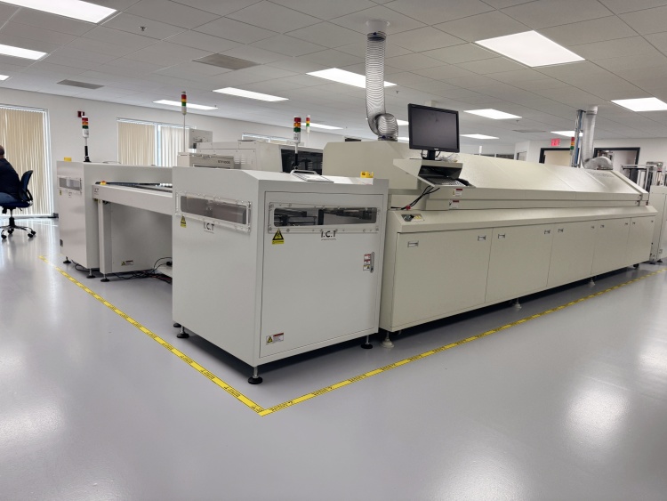 I.C.T SMT линия с транспортьор за завой