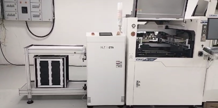 I.C.T машина за обработка на печатни платки с Juki