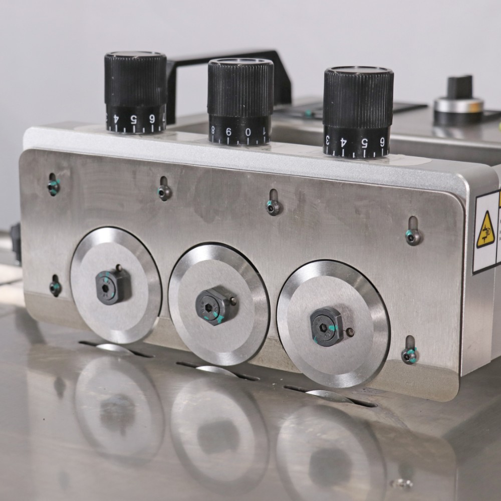 I.C.T-MLS1200 | LED сепаратор с няколко остриета 