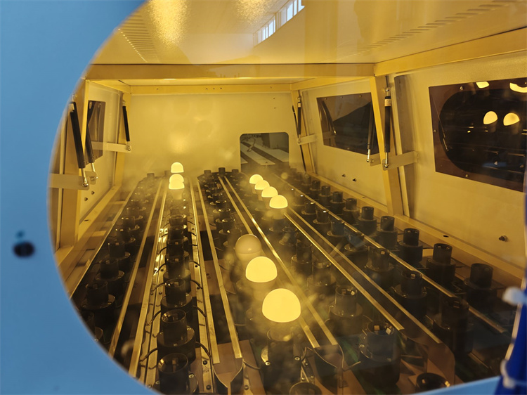 Едно гише за интелигентно фабрично решение за производство на LED осветление в Таджикистан (41)