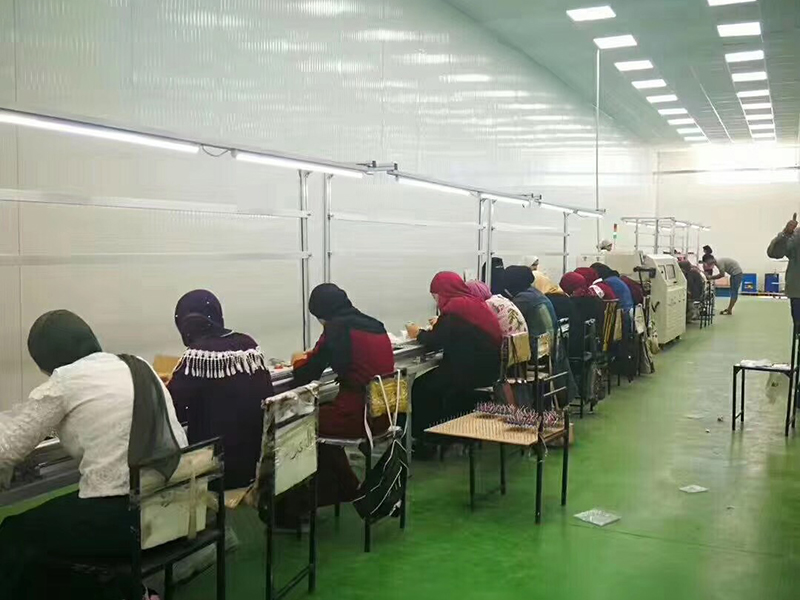 Линия за сглобяване на LED крушка